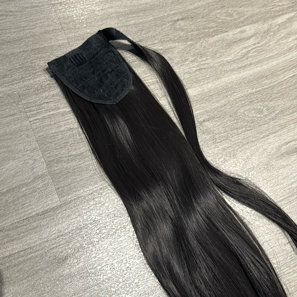 22” inch Straight Hair Ponytail Extension #2 - Picture 2 of 7